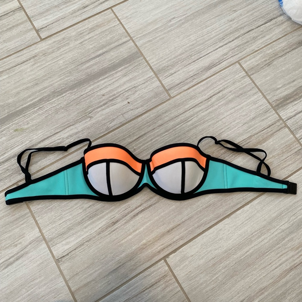 Triangl Bikini Top